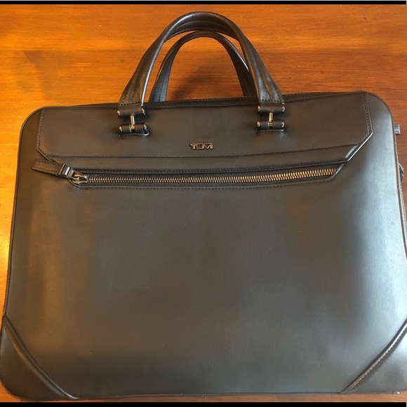 tumi collins brief